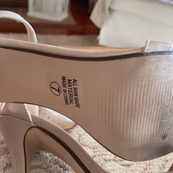 Heels - Picture 6 of 8